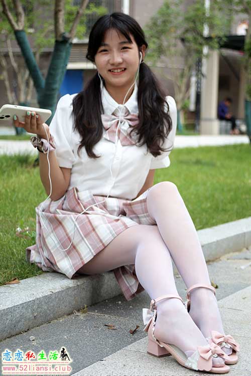 [初夏女神]225期 点点~【优雅自然】始终陶醉在自己喜欢的音乐里(带视频)【95P+1V/3.79G】