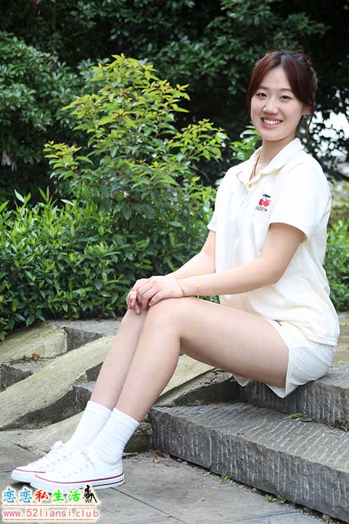 [精选资源]126-菲菲休闲装帆布鞋の丝足【110P/590M】