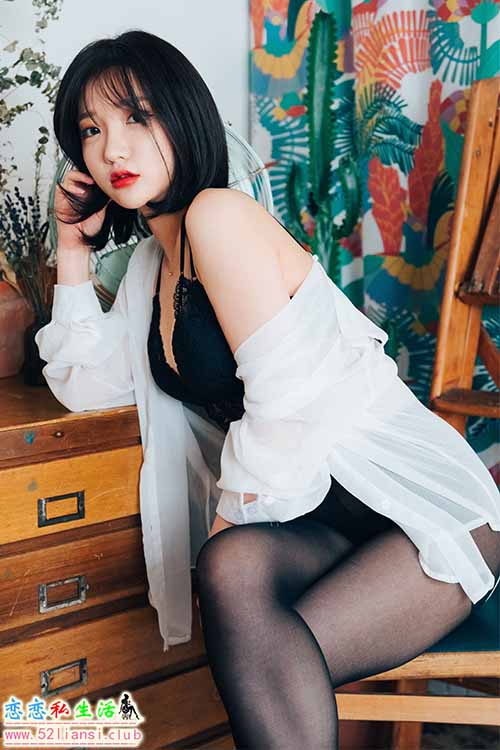 [Loozy] NO.006 Ye-Eun - Office Girl【49P/166M】
