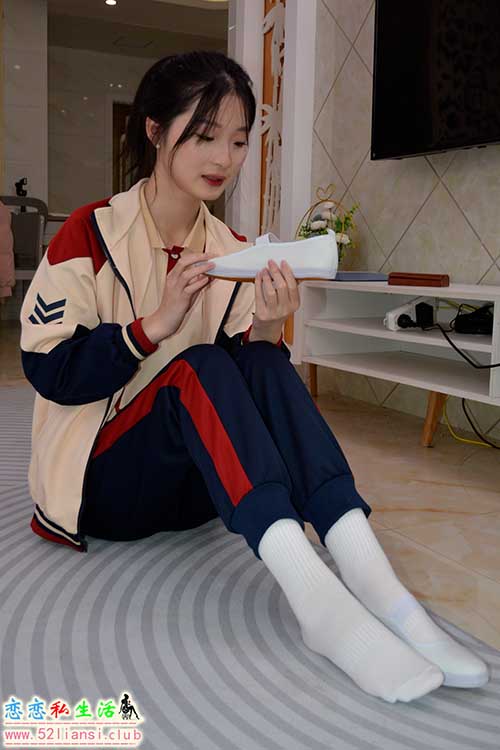 [初夏女神]168期 安妮~【昨日重现】猜猜我有多久没出现了？仿佛如昨天一样吗(带视频)【140P+1V/5.36G】