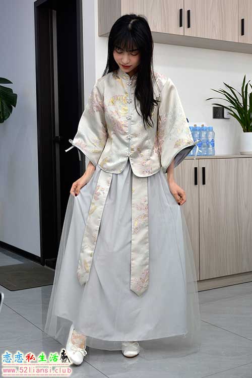 [初夏女神]167期 柒柒~《最美伴娘》这一期才是真正的伴娘服了，你们那做伴娘需要负责什么(带视频)【140P+1V/4.94G】