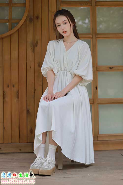 [IMZSOCK爱美足] 2024年-第11期 杏儿(带视频)【121P+1V/2.23G】