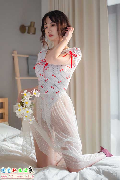[美图精选]1308-念雪ww-红玫瑰【32P/40M】