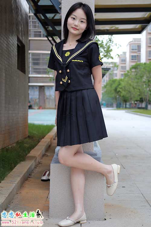 [初夏女神]220期 双双~【黑系水手服】我还是比较适合U领的水手服(带视频)【100P+1V/3.45G】