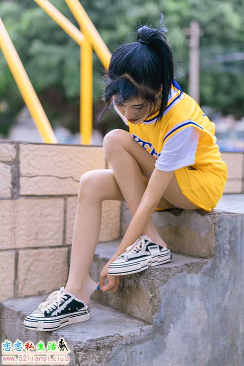 [尤蜜丝] No.053 穿搭推广展示图集 23号【39P/258M】