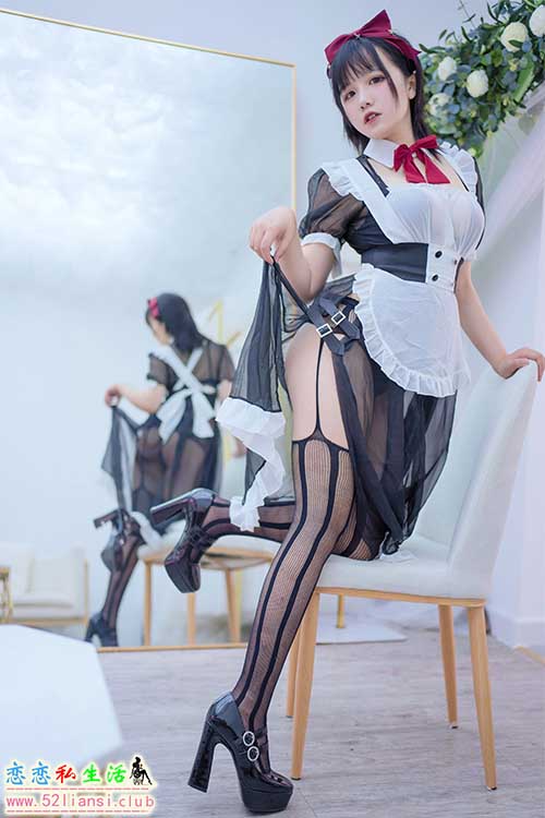 [美图精选]1478-阿半今天很开心-透明女仆【39P/105M】