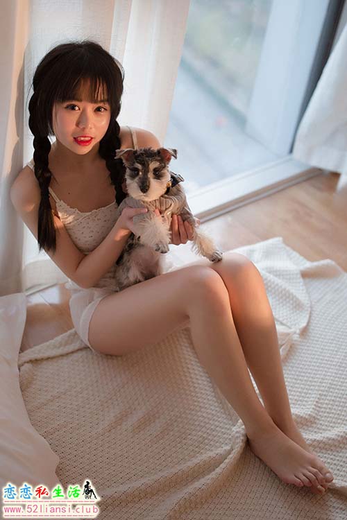 [YALAYI雅拉伊] No.755 零零后少女 小乖【38P/90M】