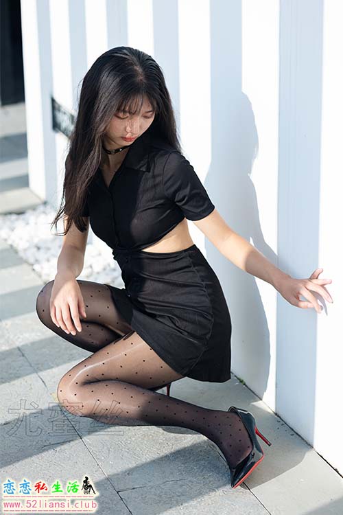 [尤蜜丝] No.084 穿搭推广展示图集【73P/443M】