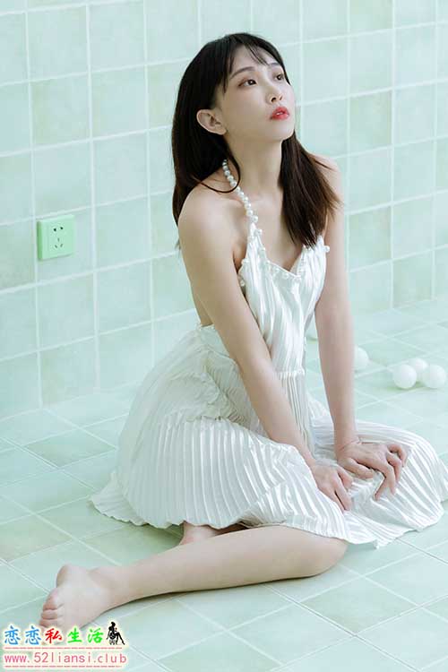 [YALAYI雅拉伊] No.818 窗内窗外 妍妍【33P/81M】