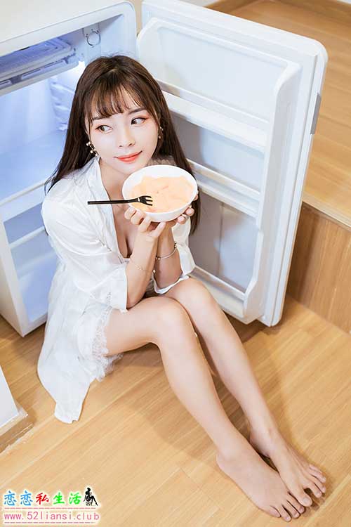 [YALAYI雅拉伊] No.839 休闲的日子 程小蝶【42P/44M】