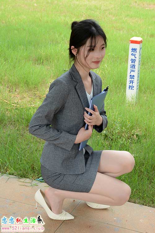 [初夏女神]201期 安妮~【放学时刻】下班了，整个人都放松了。该想想晚上吃啥了(带视频)【110P+1V/4.03G】