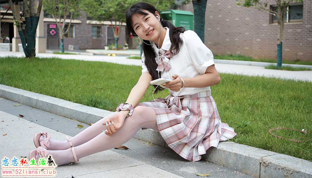 [初夏女神]225期 点点~【优雅自然】始终陶醉在自己喜欢的音乐里(带视频)【95P+1V/3.79G】