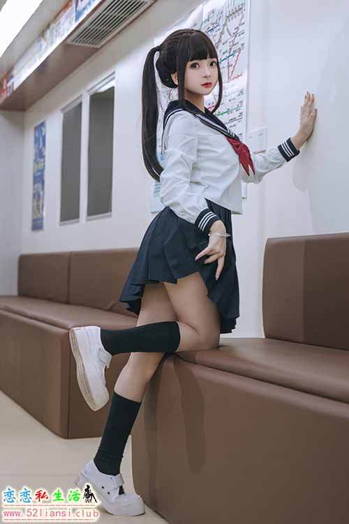 [美图精选]1470-日奈娇-列车JK【46P/165M】