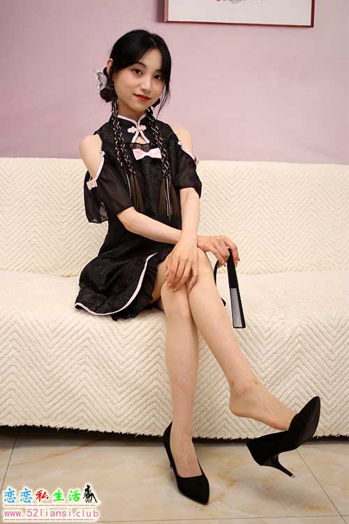 [初夏女神]205期 柒柒~《黑暗魔法》如果我有魔法的话，我第一时间把你变成猪(带视频)【120P+1V/3.84G】