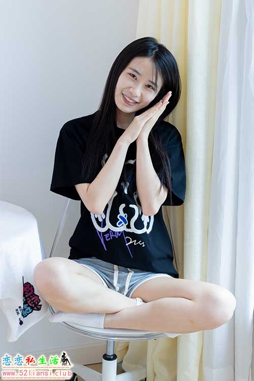 [物恋传媒] No.2062 菜菜-侧脸很美(带视频)【220P+1V/6.19G】