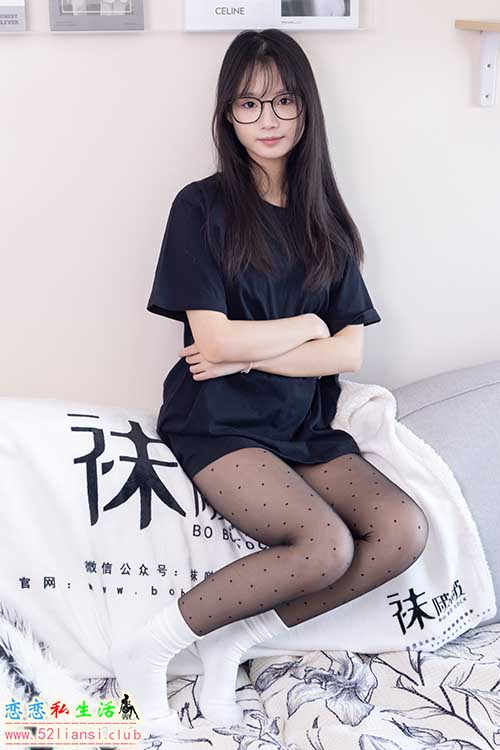 [袜啵啵] 418期 甜甜圈-板鞋、白棉袜、波点黑丝脚尖透明款(带视频)【145P+1V/5.88G】