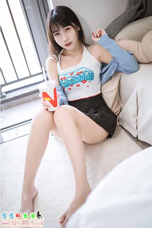 [YALAYI雅拉伊] No.899 回我们家 弈思【42P/72M】