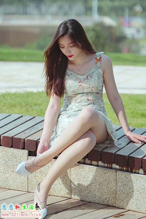 [尤蜜丝] No.064 穿搭推广展示图集【76P/727M】