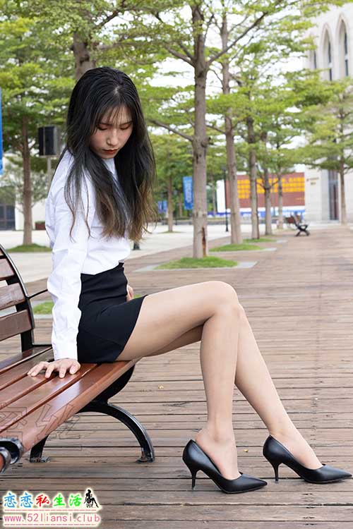 [尤蜜丝] No.072 穿搭推广展示图集【46P/375M】