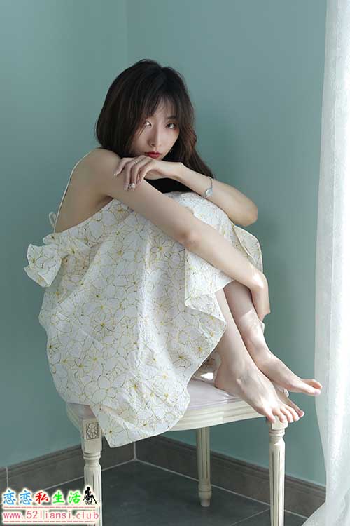 [YALAYI雅拉伊] No.827 自由的孤独 佳佳【43P/93M】