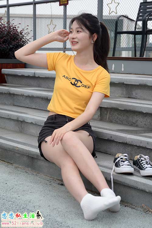 [初夏女神]239期 安妮~【八月你好】哦豁，暑假过去一半咯，马上要回学校啦(带视频)【120P+1V/5.07G】