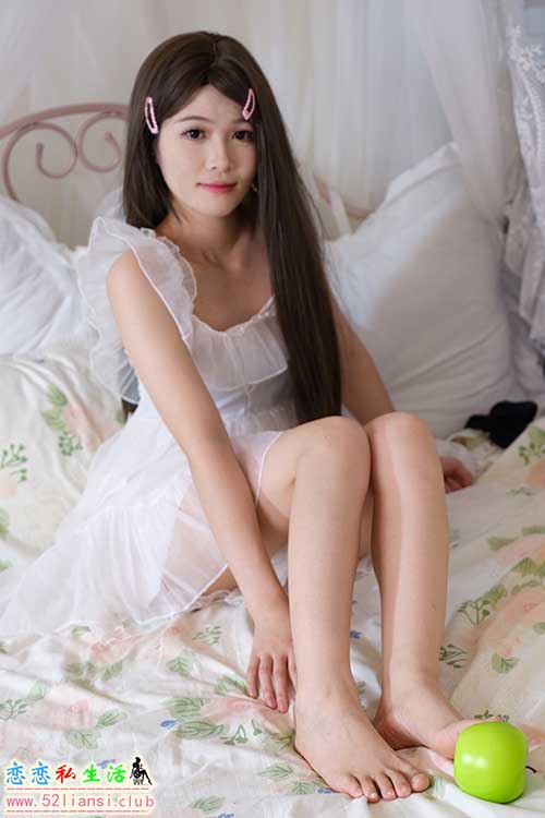 [觅芙少女]NO.265 菜菜-秋天的第一套写真(带视频)【125P+1V/5.35G】