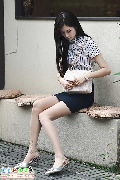 [尤蜜丝] No.106 穿搭推广展示图集[42P/395M]
