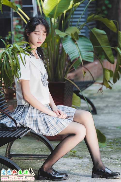 [美图精选]1536-西瓜少女(西呱呀呀呀)-凤凰新村【54P/161M】