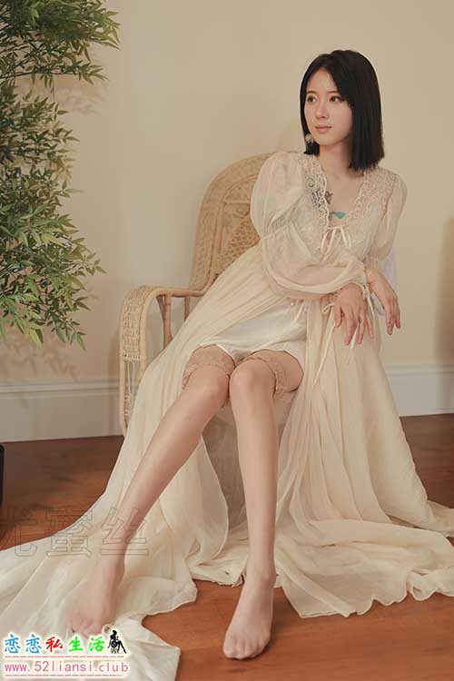[尤蜜丝] No.109 穿搭推广展示图集[38P/359M]