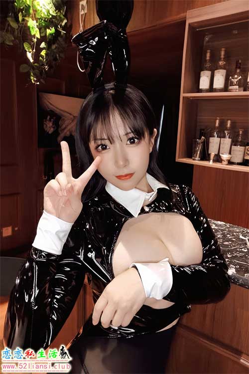 [美图精选]1602-虎森森-侍女兔兔【32P/90M】