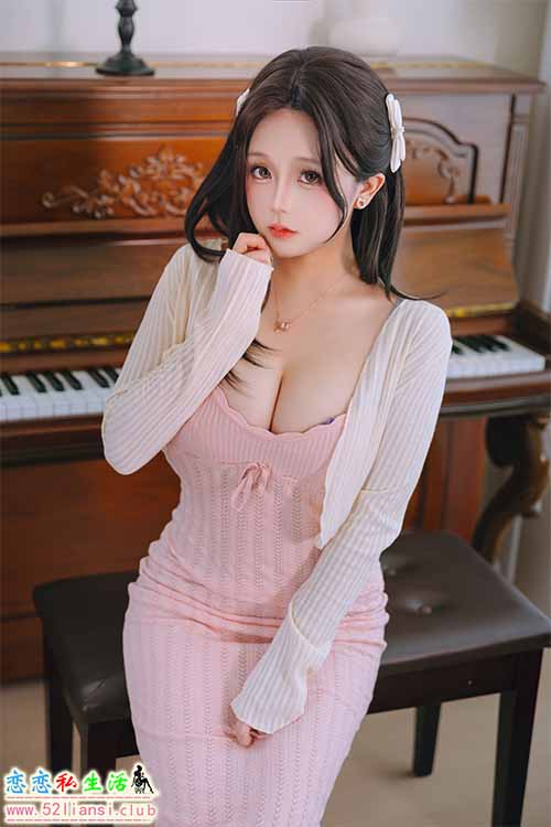 [美图精选]1629-日奈娇-钢琴老师【69P/298M】