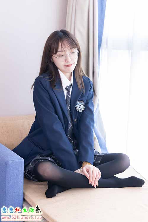 [袜啵啵] 432期 稚予-皮鞋、厚黑丝、jk制服(带视频)【184P+1V/6.84G】