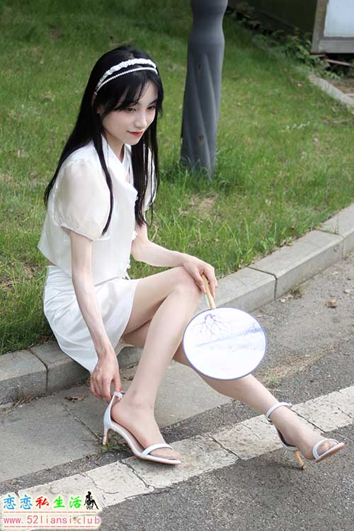 [初夏女神]199期 柒柒~《柔情似水》这套现代国风穿我身上咋就味道变了一样(带视频)【110P+1V/4.11G】