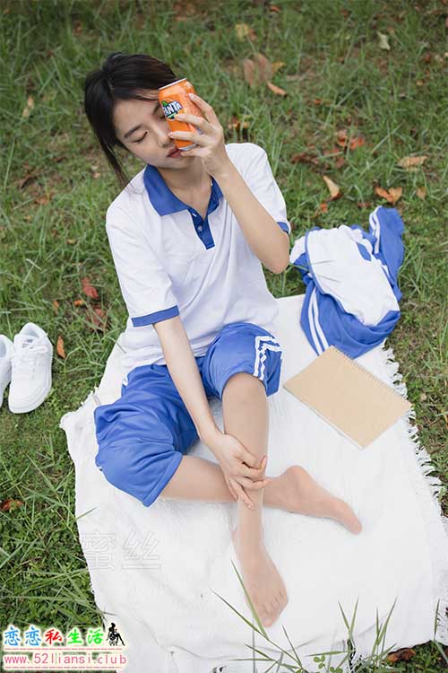 [尤蜜丝] No.104 穿搭推广展示图集[56P/428M]