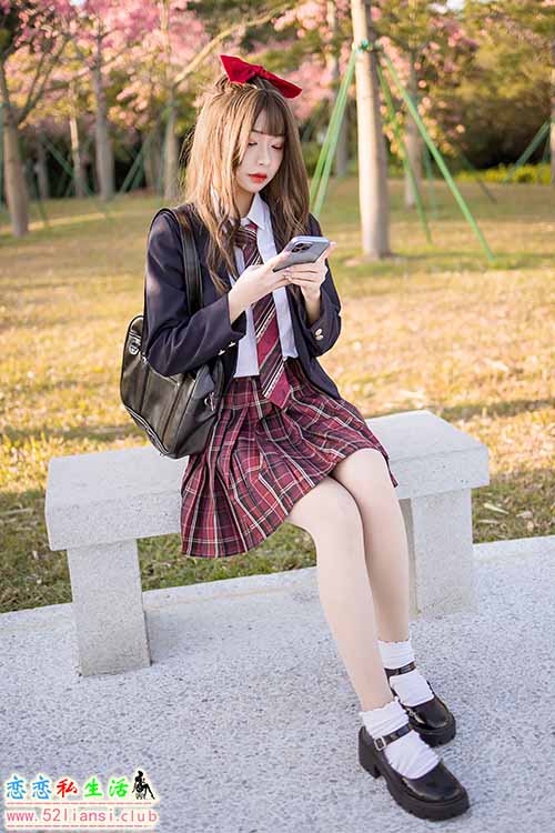 [YALAYI雅拉伊] No.885 最美的青春 阿禾【41P/86M】