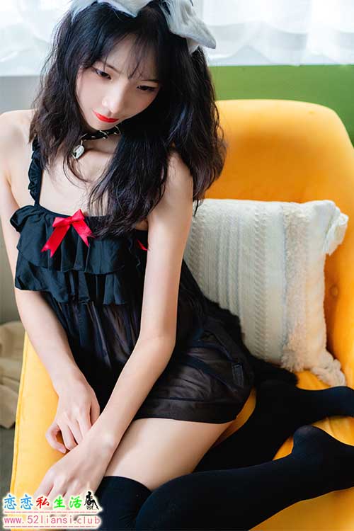 [美图精选]1541-西瓜少女(西呱呀呀呀) -猫尾私房【23P/60M】