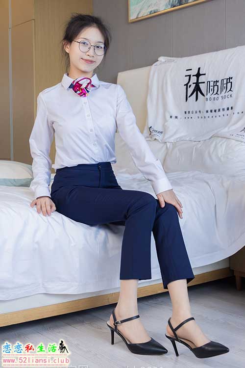 [袜啵啵] 401期 芝士-高跟鞋、肉丝、裸足(带视频)【145P+1V/5.95G】