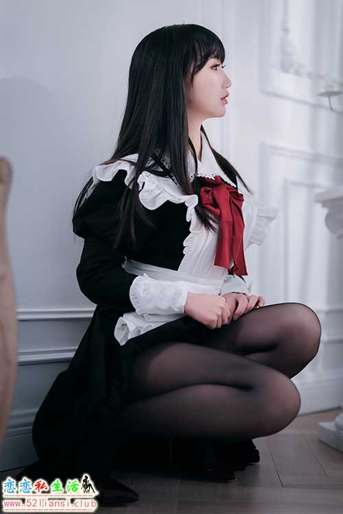 [面饼仙儿] NO.099 红高跟女仆【30P/118M】