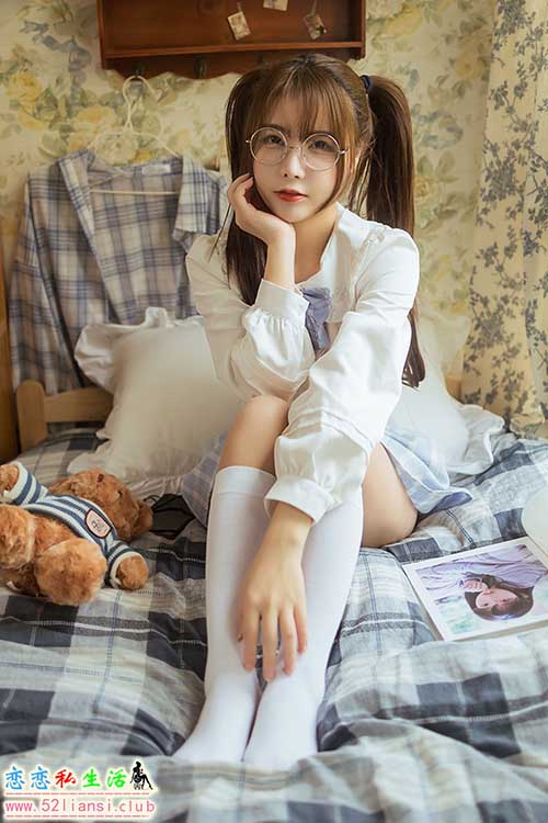 [YALAYI雅拉伊] No.817 最爱的JK制服 钰慧【42P/73M】