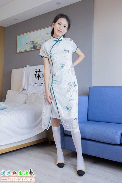 [袜啵啵] 371期 芝士-平底鞋、高跟凉鞋、厚白丝小腿袜、短白丝(带视频)【140P+1V/6.03G】