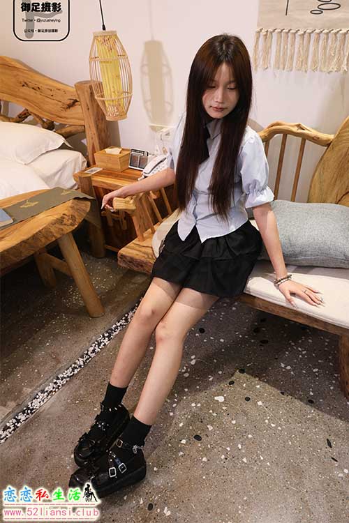[御足摄影]023期(带视频)【129P+1V/3.52G】
