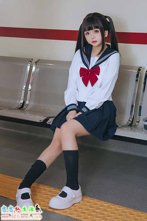 [美图精选]1470-日奈娇-列车JK【46P/165M】