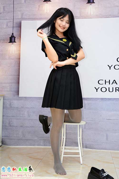 [初夏女神]216期 幺幺~【妖里妖气】水手服？我可不服从，看我不一样的穿搭(带视频)【100P+1V/4.45G】