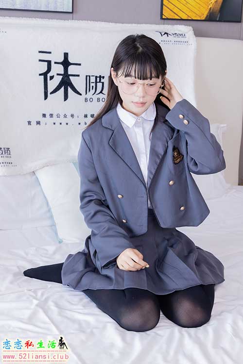 [袜啵啵] 402期 糯米-皮鞋、厚黑丝、学院jk(带视频)【140P+1V/6.29G】