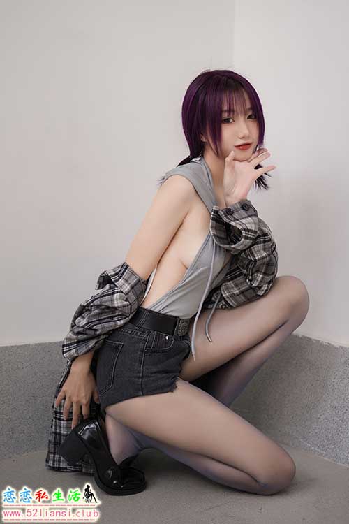 [美图精选]1363-柒柒要乖哦-小灰兔【71P+1V/224M】