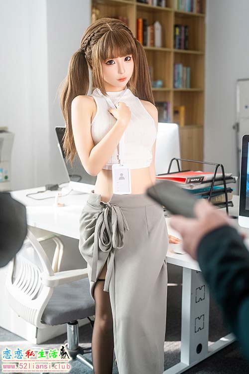 [美图精选]1249-蠢沫沫-工作时间【59P/351M】