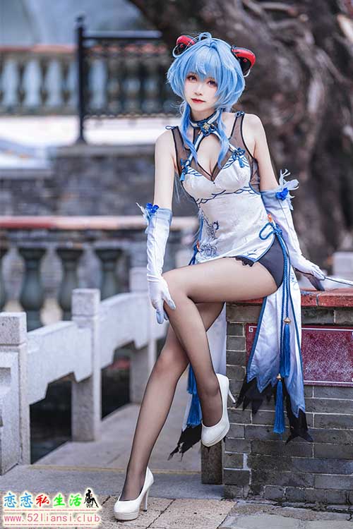 [美图精选]1164-大大卷卷小卷-原神甘雨 旗袍【18P/35M】