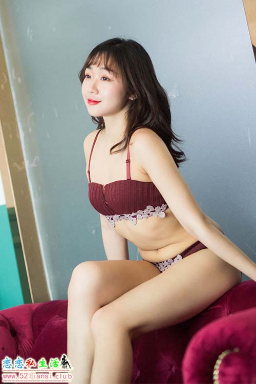 [YALAYI雅拉伊] No.514 小颖 紫红天鹅绒【49P/124M】