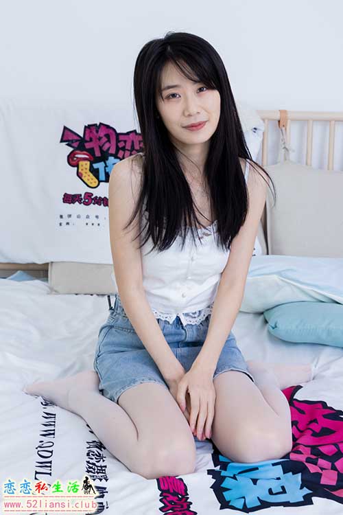 [物恋传媒] No.1890 菜菜-草莓麻薯(带视频)【220P+1V/5.99G】