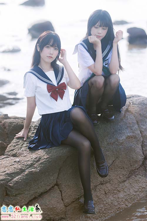 [美图精选]1227-不呆猫&三無人型-水手服百合黑丝【51P+1V/264M】
